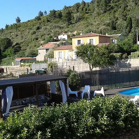 Au Paradis Cathare 3*