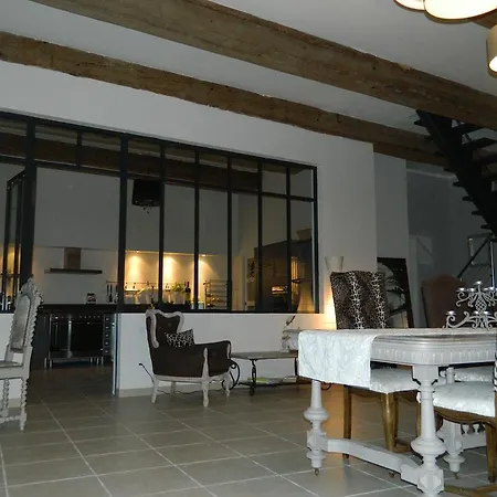 Au Paradis Cathare Panzió 3*